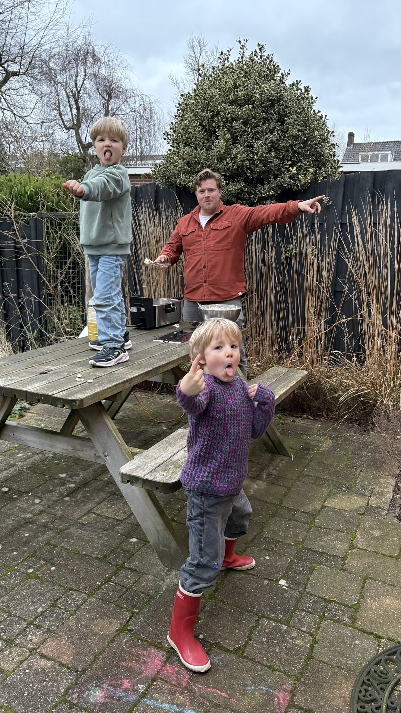Hidde and his boys making oliebollen on New Year's